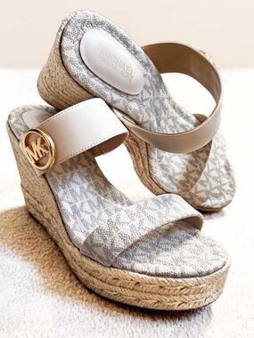 MICHAEL KORS Ellis Wedge Platform Sandals